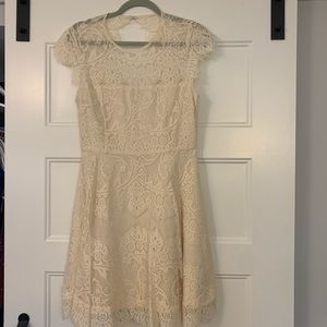 Cream BB Dakota Lace Dress